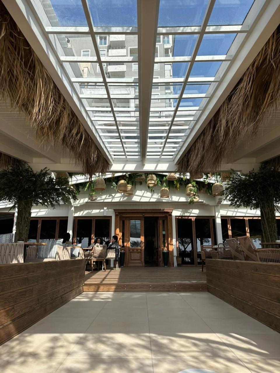 Hotel Majestic Durrës Exterior foto